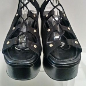 VINCE CAMUTO 💥Sale Today!💥